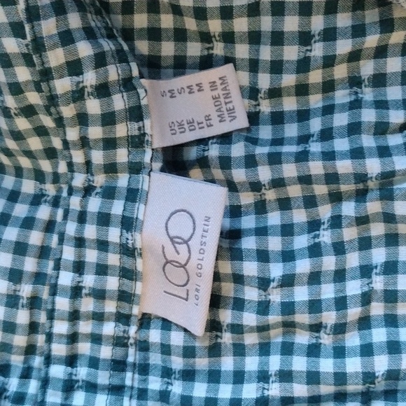 LOGO by Lori Goldstein Green Asymmetrical Button Down Shirt - Picture 2 of 2